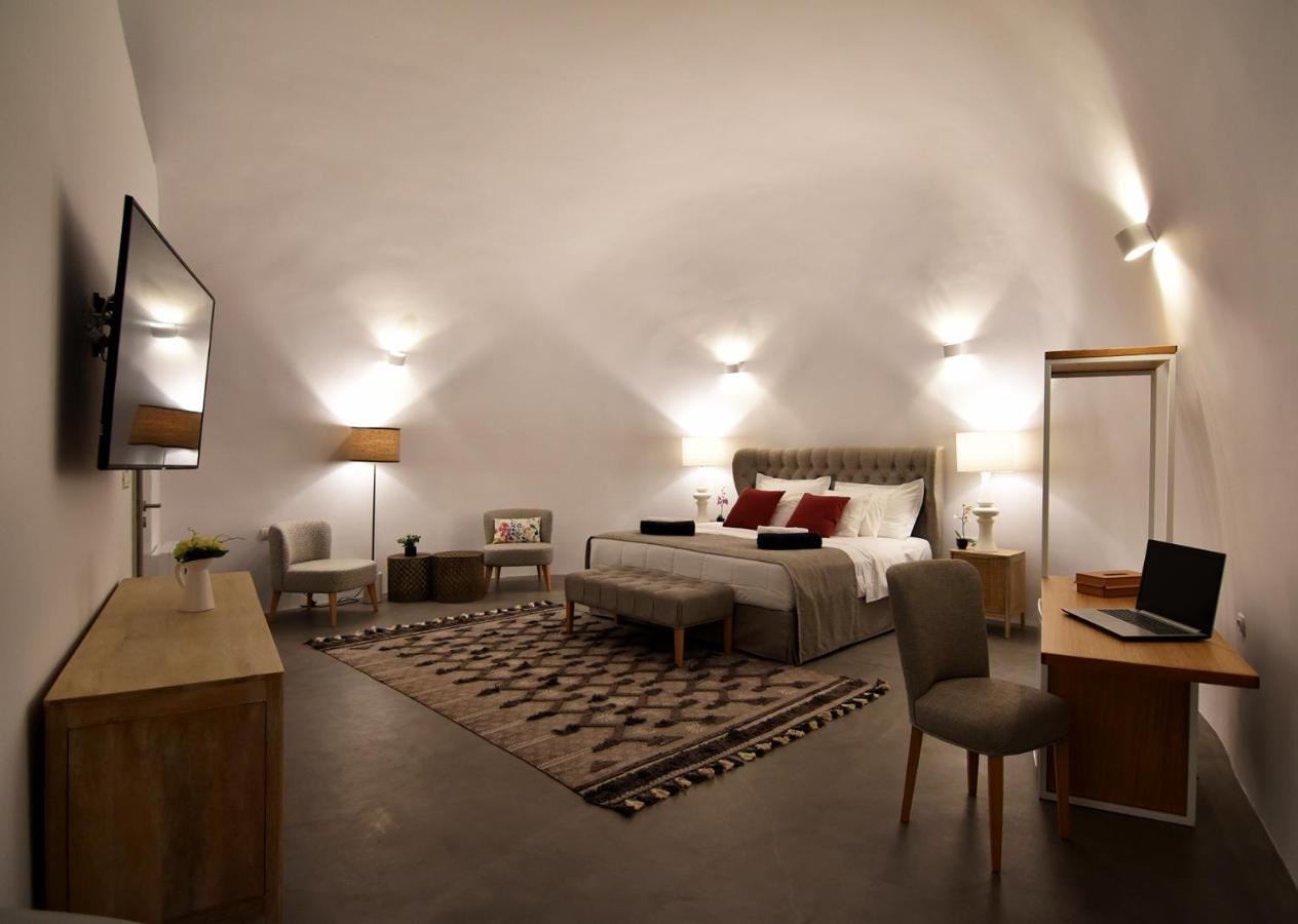 Deep Earth Villas Exo Gonia ภายนอก รูปภาพ